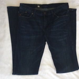 🌼Women’s 12 Long Rock & Republic Jeans🌼